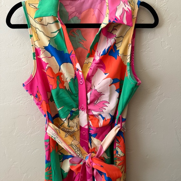 Amazon Vibrant Tropical Floral Sleeveless Button-Down Midi Dress with Waist Tie - Picture 3 of 5